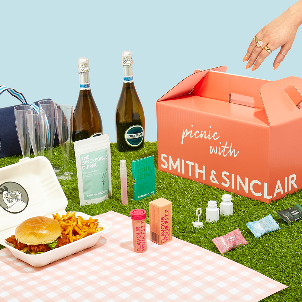 SMITH & SINCLAIR PRESENT: CHICKEN & COCKTAILS IN THE PARK